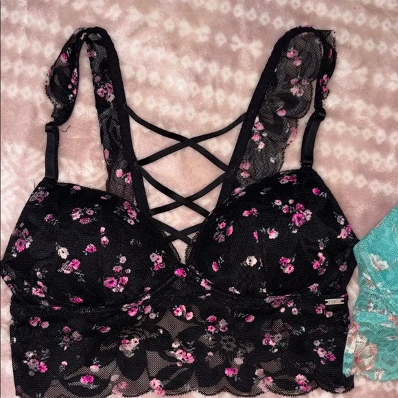Victoria's Secret Floral and Lace Bra Set - Black, Teal, Black - Picture 3 of 10